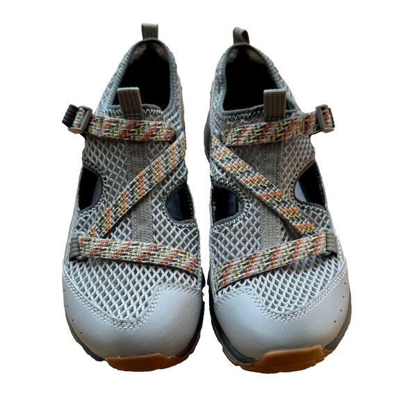 NEW Chaco Odyssey sports sandals big kids size 6 gray mesh waterproof closed toe - Picture 1 of 8